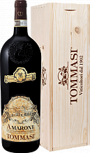 Вино Amarone della Valpolicella DOCG Classico Tommasi (Подарочная упаковка)